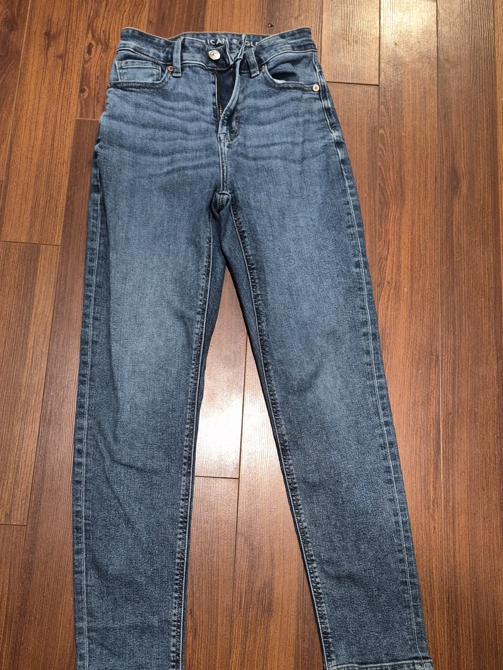American Eagle Outfitters Women’s Slim Straight Jeans in Medium Blue Wash